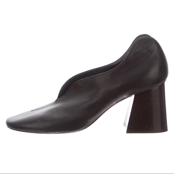 Celine | Old Celine Round Toe Leather Pumps - Size IT 40.5 - Picture 1 of 10